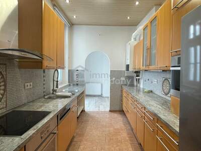 Altbauwohnung mit Balkon kaufen in 2700 Wiener Neustadt (Bild 4)