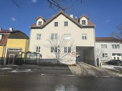 Dachgeschosswohnung kaufen in 2102 Hagenbrunn