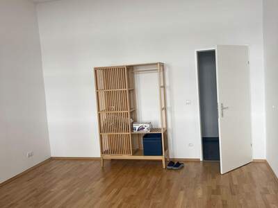 Altbauwohnung mieten in 1090 Wien (Bild 1)