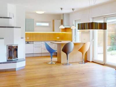 Wohnung kaufen in 6100 Seefeld