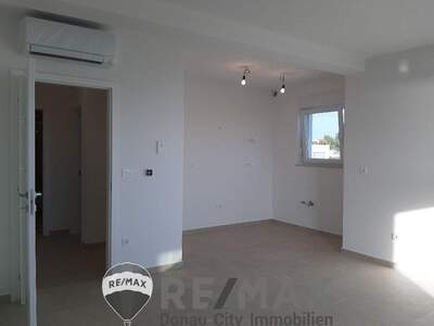 Wohnung mit Balkon kaufen in 53291 Novalja (Bild 3)