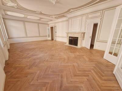 Altbauwohnung mit Balkon mieten in 1010 Wien (Bild 3)