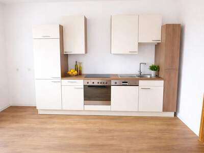 Altbauwohnung mit Balkon mieten in 3382 Loosdorf (Bild 2)