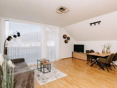 Wohnung mit Balkon kaufen in 8862 Stadl (Bild 2)