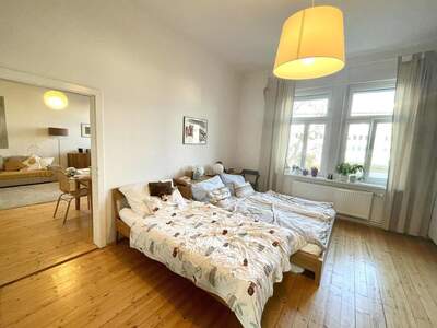 Altbauwohnung mit Balkon mieten in 8010 Graz (Bild 3)