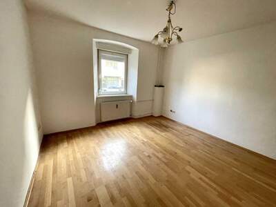 Altbauwohnung mit Balkon kaufen in 8020 Graz (Bild 5)