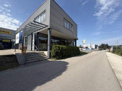 Einzelhandel kaufen in 4840 Vöcklabruck (Bild 1)