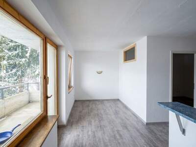 Altbauwohnung mit Balkon kaufen in 6103 Reith (Bild 1)