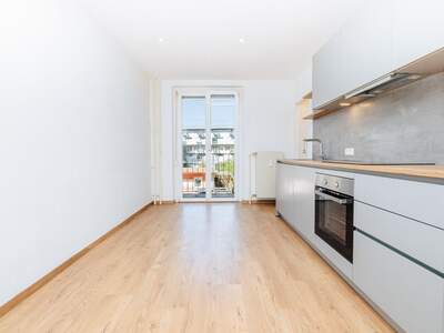Altbauwohnung mit Balkon kaufen in 8020 Graz (Bild 5)