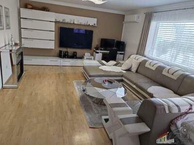 Einfamilienhaus kaufen in 2540 Bad Vöslau (Bild 1)