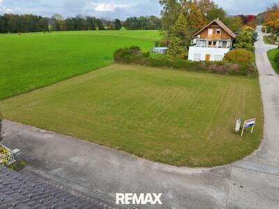 Grundstück kaufen in 5141 Moosdorf