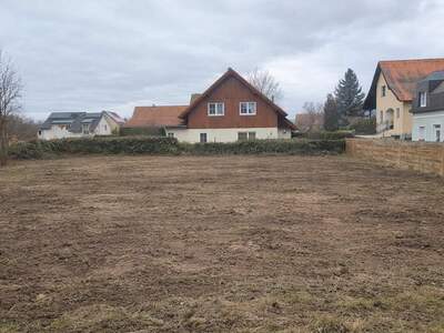 Grundstück kaufen in 2103 Langenzersdorf
