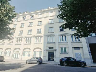 Altbauwohnung kaufen in 1200 Wien (Bild 1)
