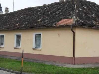 Einfamilienhaus kaufen in 2153 Stronsdorf