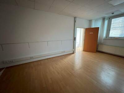 Gewerbeobjekt mieten in 1130 Wien (Bild 4)