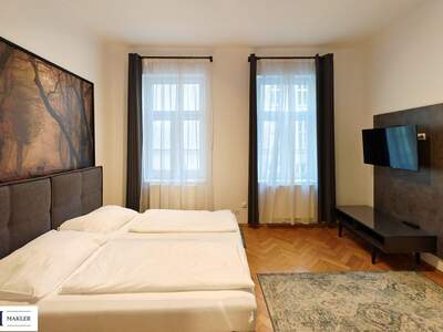 Altbauwohnung kaufen in 1070 Wien