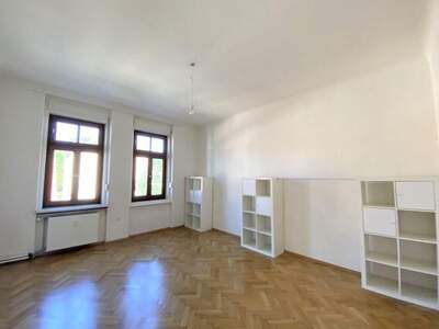 Altbauwohnung mit Balkon mieten in 8010 Graz (Bild 1)