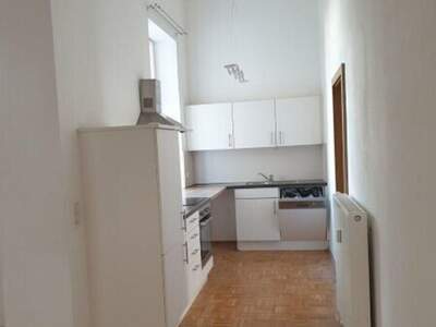 Altbauwohnung mit Balkon mieten in 8700 Leoben (Bild 1)