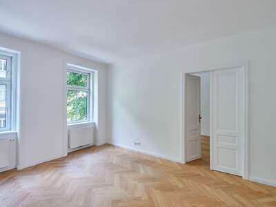 Altbauwohnung mit Balkon kaufen in 1020 Wien (Bild 2)