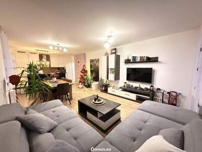 Wohnung kaufen in 4663 Laakirchen