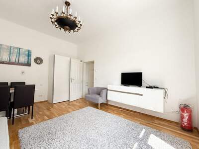 Altbauwohnung kaufen in 1100 Wien (Bild 2)
