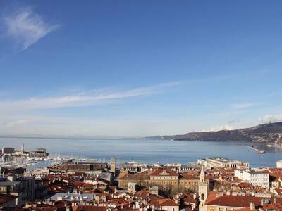 Eigentumswohnung in 34100 Triest (Bild 1)