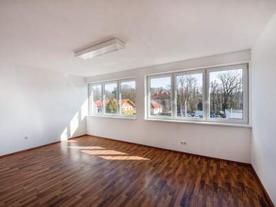 Gewerbeobjekt mieten in 4664 Oberweis (Bild 1)