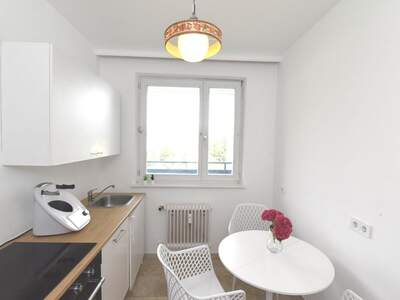 Altbauwohnung mit Balkon kaufen in 6020 Innsbruck