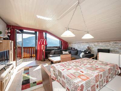 Altbauwohnung mit Balkon kaufen in 5505 Mühlbach (Bild 1)