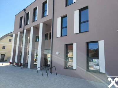 Gewerbeobjekt mieten in 4063 Hörsching (Bild 1)