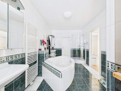Wohnung mit Balkon kaufen in 4020 Linz (Bild 4)