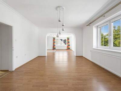 Mehrfamilienhaus kaufen in 2700 Wr. Neustadt (Bild 2)