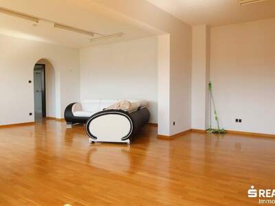 Terrassenwohnung kaufen in 9500 Villach (Bild 2)