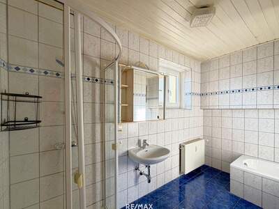 Altbauwohnung mit Balkon mieten in 9300 St. Veit (Bild 4)