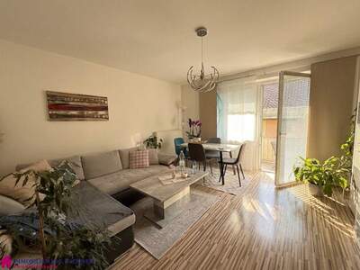 Wohnung mit Balkon kaufen in 4810 Gmunden