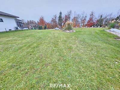 Grundstück kaufen in 5121 Ostermiething