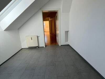 Altbauwohnung mieten in 8020 Graz (Bild 3)