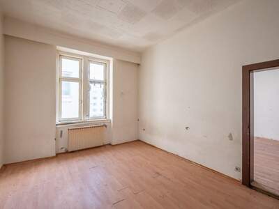 Altbauwohnung mit Balkon kaufen in 1200 Wien (Bild 3)