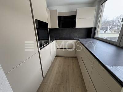 Terrassenwohnung kaufen in 2115 Ernstbrunn (Bild 2)