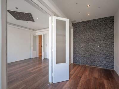 Altbauwohnung kaufen in 1080 Wien (Bild 4)