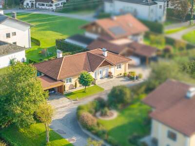 Mehrfamilienhaus kaufen in 5204 Straßwalchen