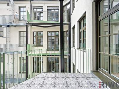 Terrassenwohnung kaufen in 1070 Wien (Bild 2)