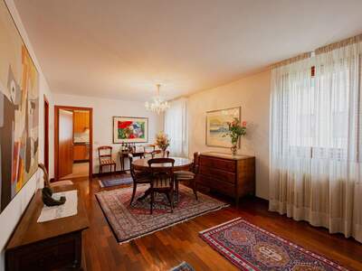 Haus kaufen in 33100 Udine (Bild 5)