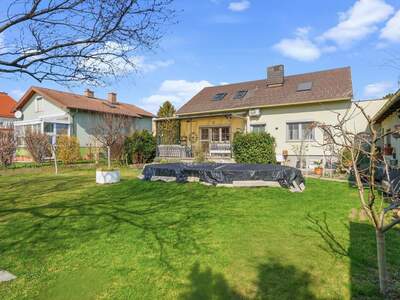 Einfamilienhaus kaufen in 2512 Oeynhausen (Bild 1)