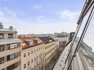 Altbauwohnung mit Balkon kaufen in 1090 Wien