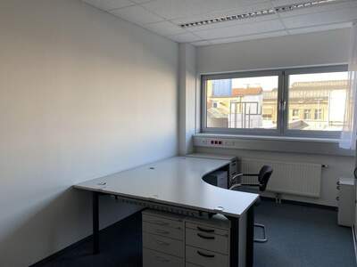 Gewerbeobjekt mieten in 1160 Wien (Bild 2)