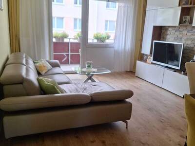 Wohnung mit Balkon kaufen in 2700 Wiener Neustadt