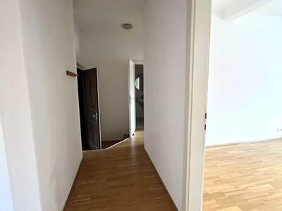 Altbauwohnung kaufen in 8020 Graz (Bild 4)