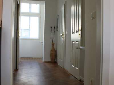Altbauwohnung mieten in 1040 Wien (Bild 3)