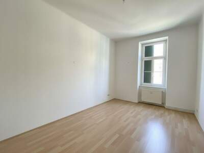 Altbauwohnung kaufen in 8020 Graz (Bild 1)